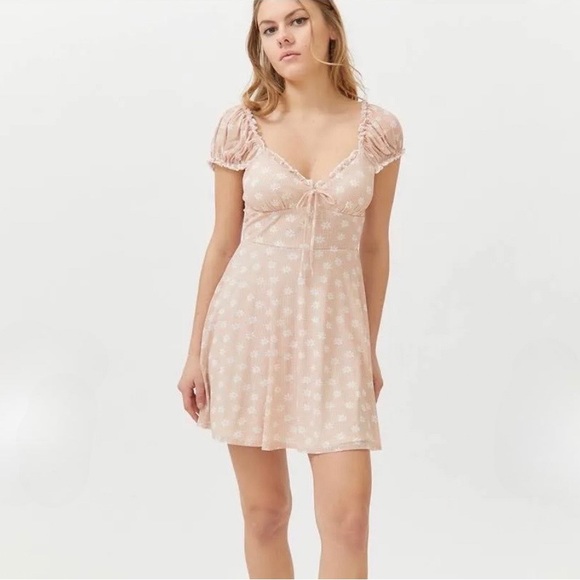 Urban Outfitters | Women | Prairie A-Line Floral Mini Dress | Small Petite - Picture 13 of 13